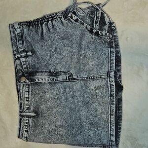 Windsor Acid Wash Gray Denim Skort with Side Ruched Drawstring